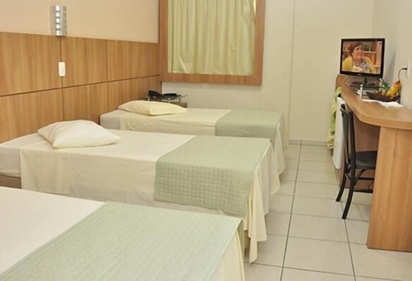 هتل Maestro Executive Toledo