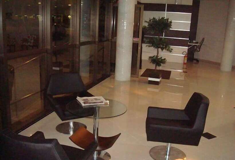 هتل Maestro Executive Toledo