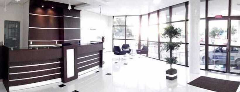 هتل Maestro Executive Toledo