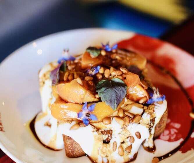 Отель Mama Shelter La Hollywood