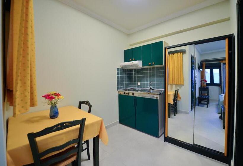 בית מלון כפרי Maria Beach