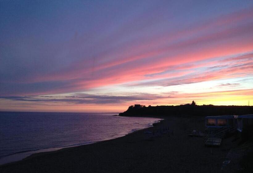 فندق Miramare Garzia