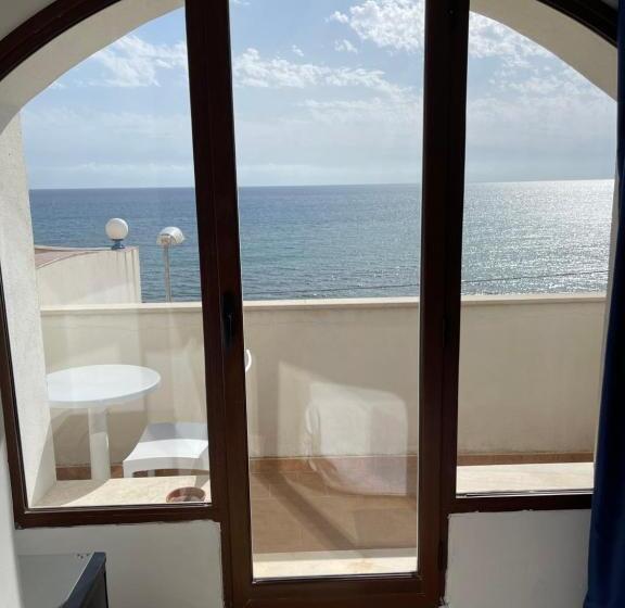 فندق Miramare Garzia