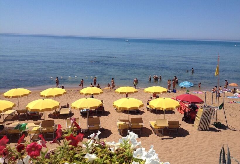 فندق Miramare Garzia