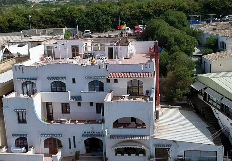 فندق Miramare Garzia