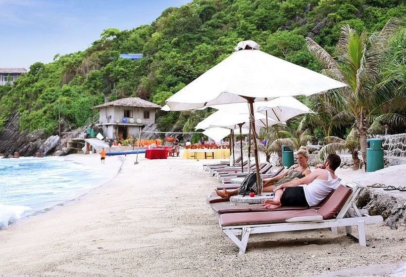 هتل Monkey Island Resort