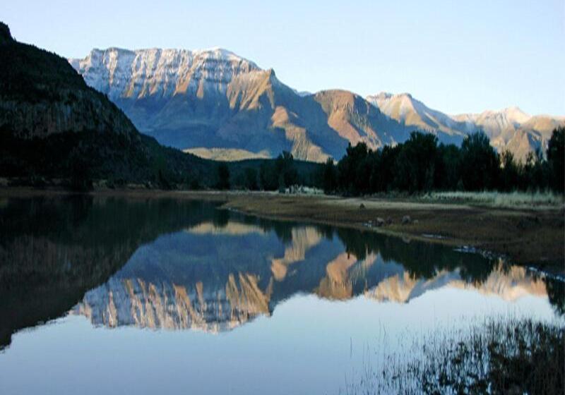 Отель Mount Camdeboo Game Reserve