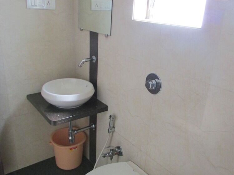 בית מלון כפרי Mourya Residency