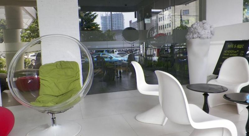 酒店 Neo  Melawai By Aston