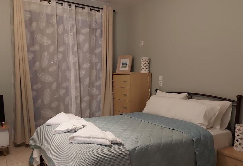 בית מלון כפרי Omega Rooms Anaxos