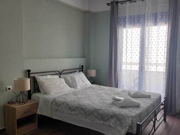 בית מלון כפרי Omega Rooms Anaxos