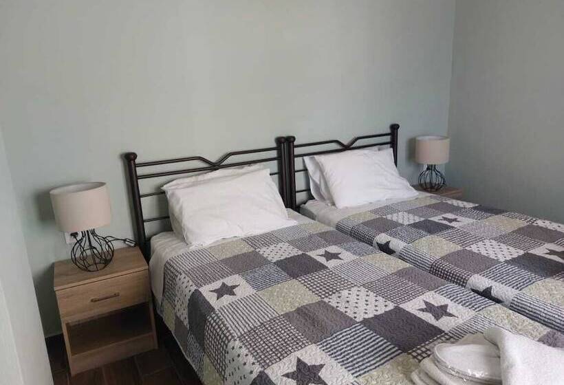 בית מלון כפרי Omega Rooms Anaxos