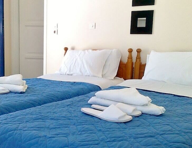 בית מלון כפרי Omega Rooms Anaxos