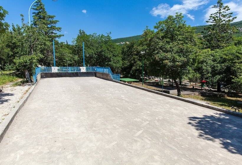 Отель Holiday Resort Kačjak