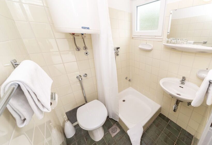 Отель Holiday Resort Kačjak