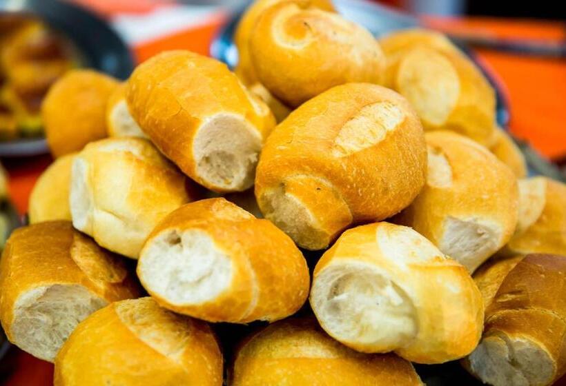 호텔 Piloes Palace