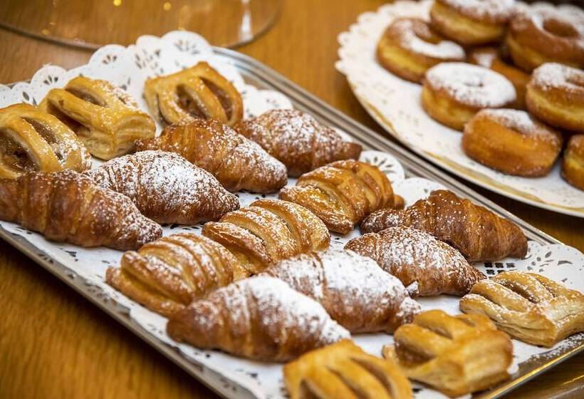 فندق Pineta Campi