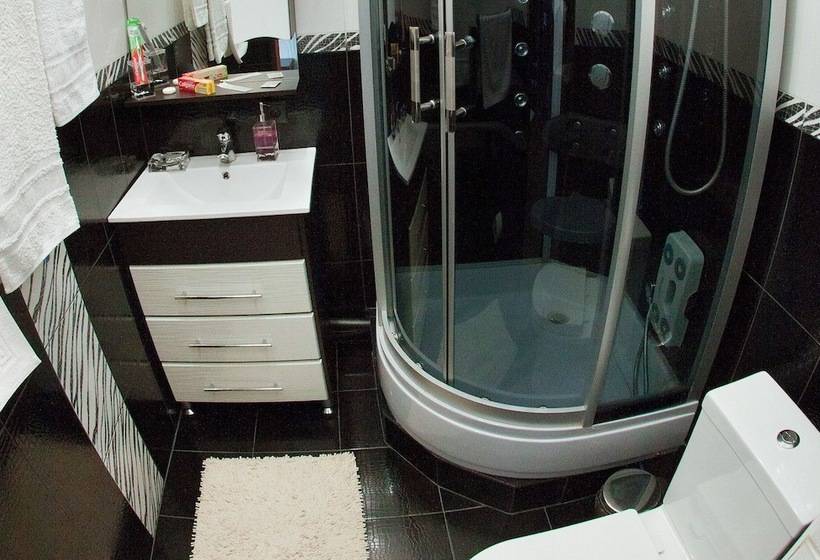 호텔 Piramida Business