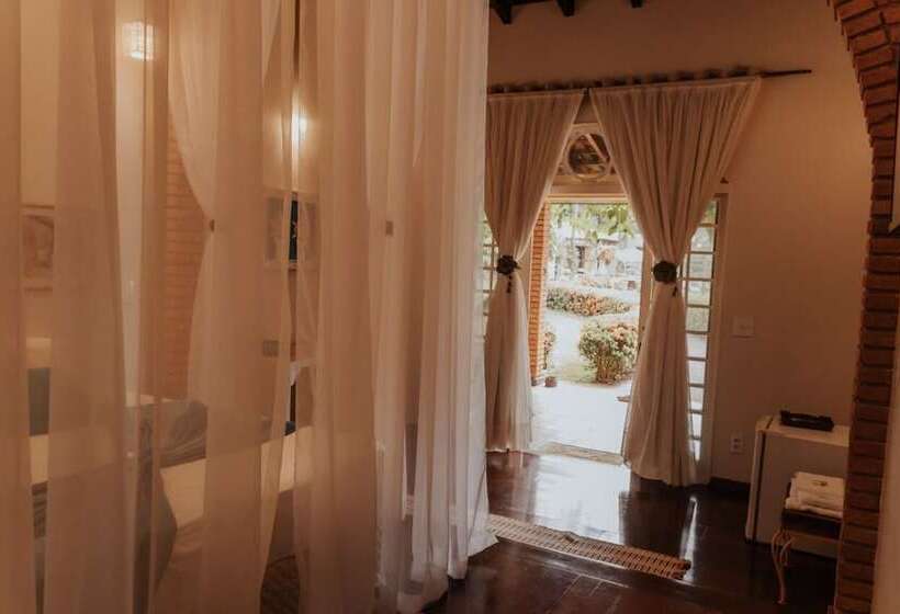 בית מלון כפרי Pousada Chale Das Flores