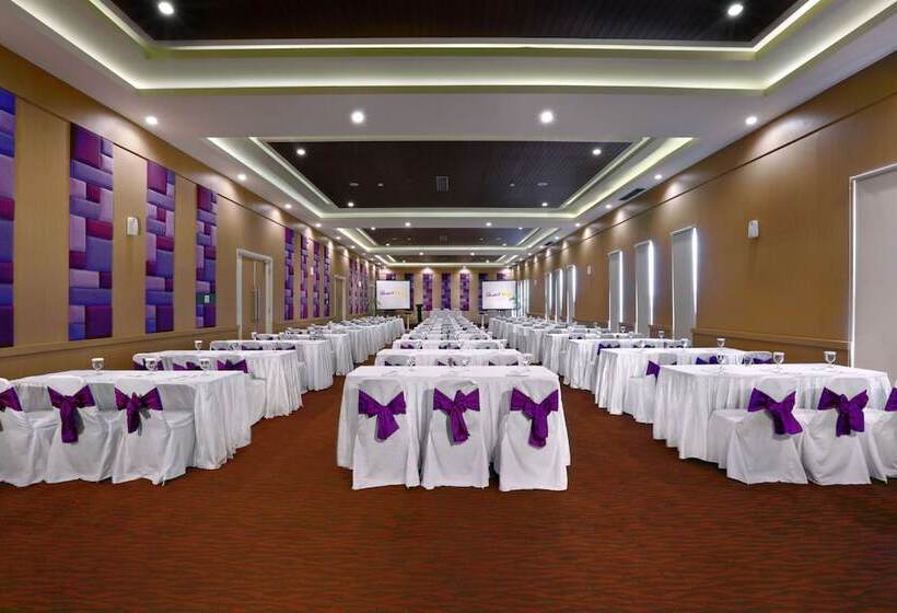 호텔 Quest San Denpasar By Aston