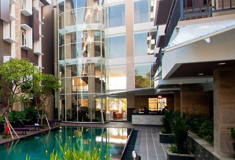 호텔 Quest San Denpasar By Aston