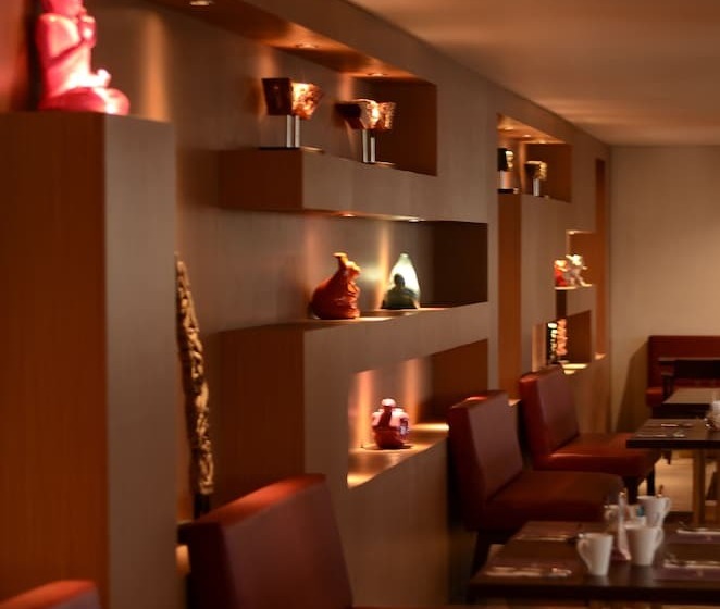 호텔 Quest San Denpasar By Aston