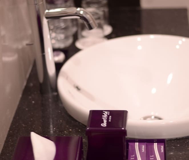 호텔 Quest San Denpasar By Aston