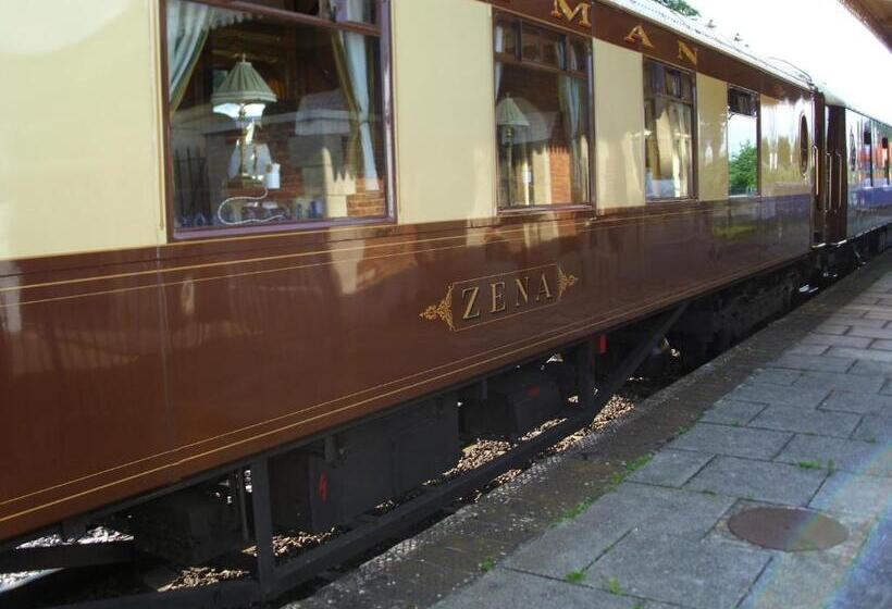 فندق Railway Inn