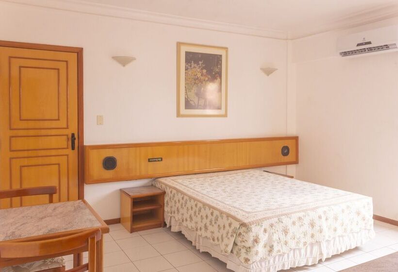 Отель Real Palace