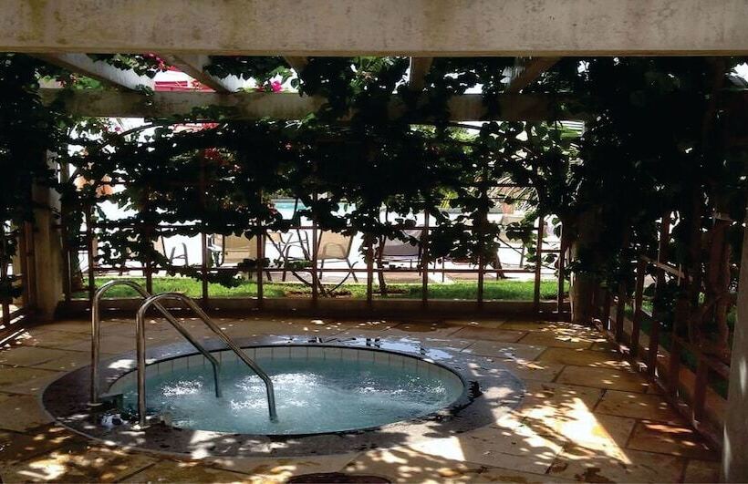 בית מלון כפרי Resort L Acqua Diroma Iv