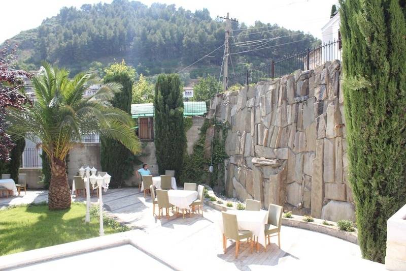 בית מלון כפרי Rezidenca Desaret