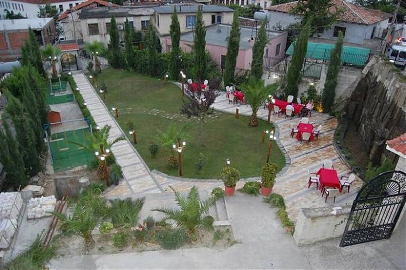 בית מלון כפרי Rezidenca Desaret