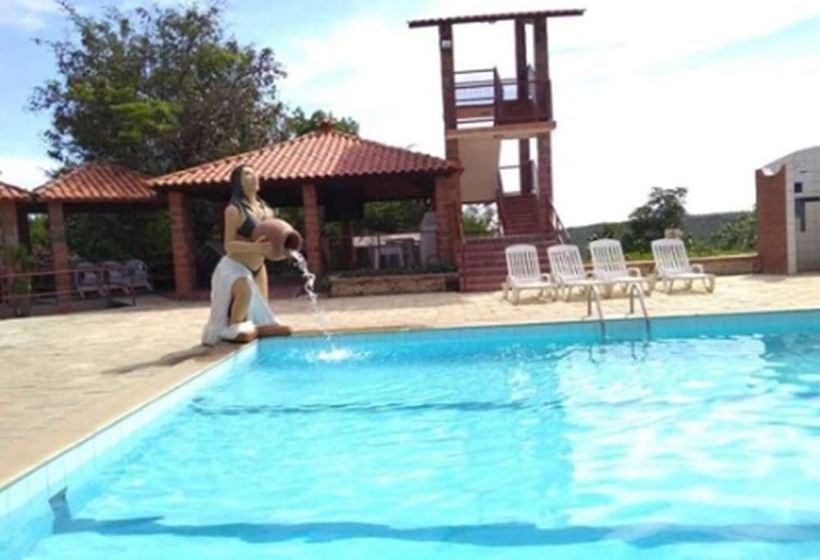 בית מלון כפרי Serrano