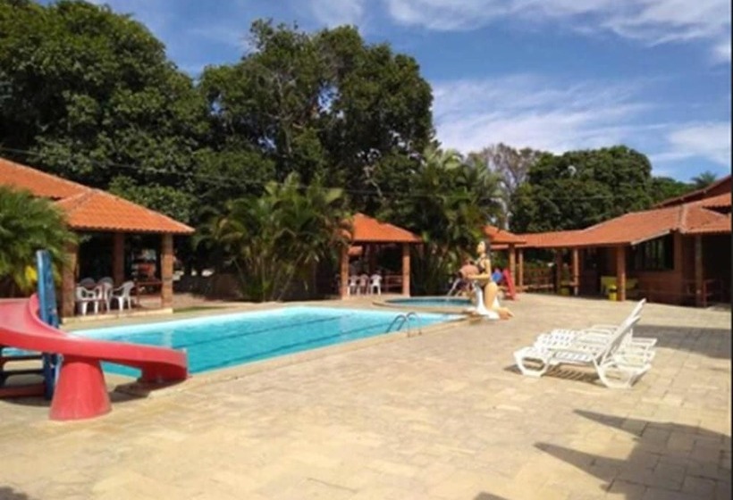 בית מלון כפרי Serrano