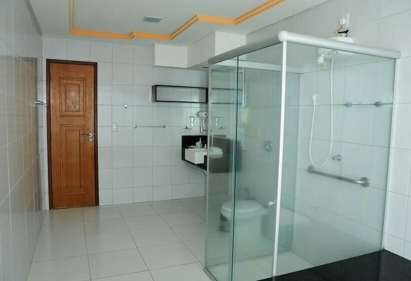 בית מלון כפרי Serrano