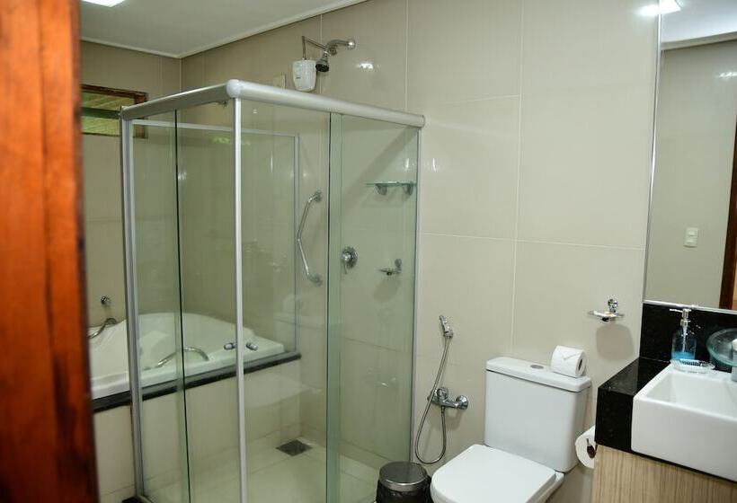 בית מלון כפרי Serrano