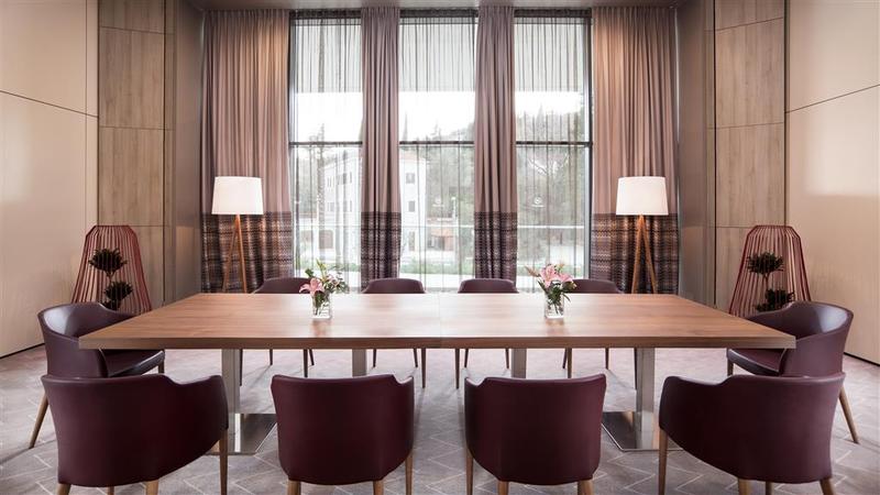 فندق Sheraton Dubrovnik Riviera