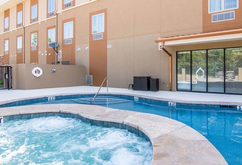 בית מלון כפרי Sleep Inn Lufkin