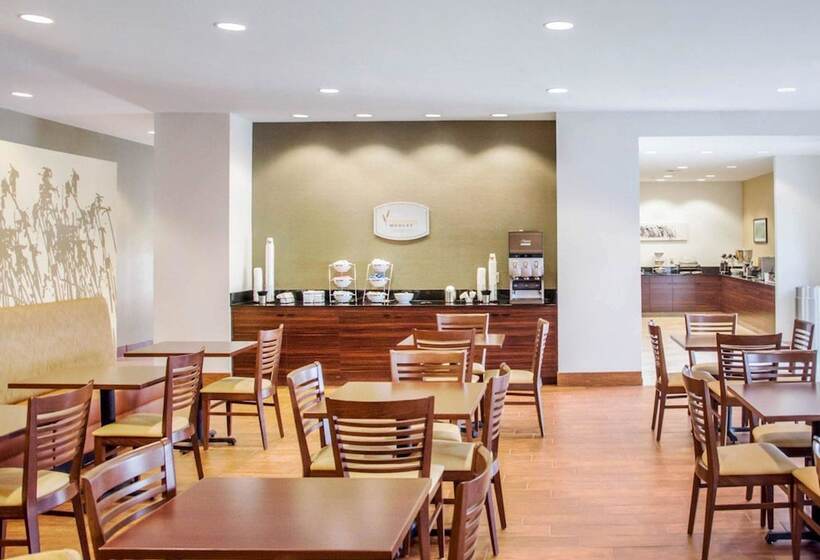 בית מלון כפרי Sleep Inn & Suites Parkersburg