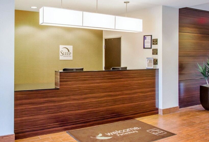 בית מלון כפרי Sleep Inn & Suites Parkersburg