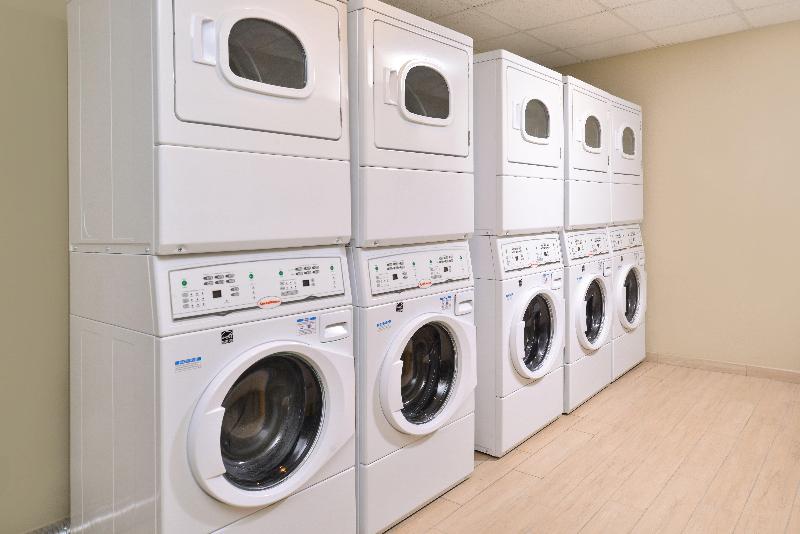 בית מלון כפרי Staybridge Suites Rochester, An Ihg