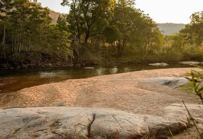 호텔 Summerfields Rose Retreat And Spa