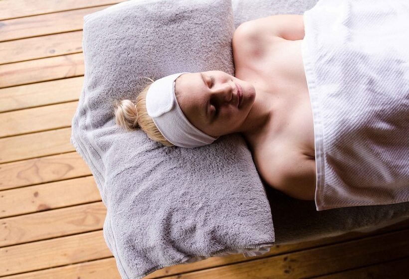 호텔 Summerfields Rose Retreat And Spa