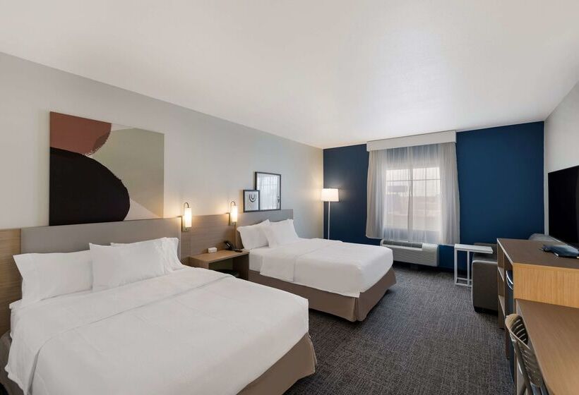 Отель Spark By Hilton Midland South