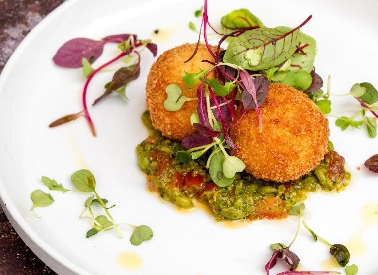 ホテル Crown And Garter