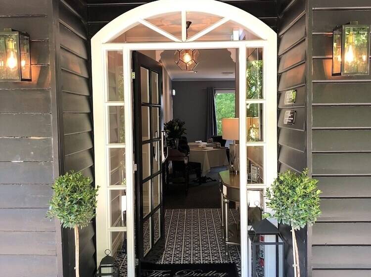 בית מלון כפרי The Dudley Boutique