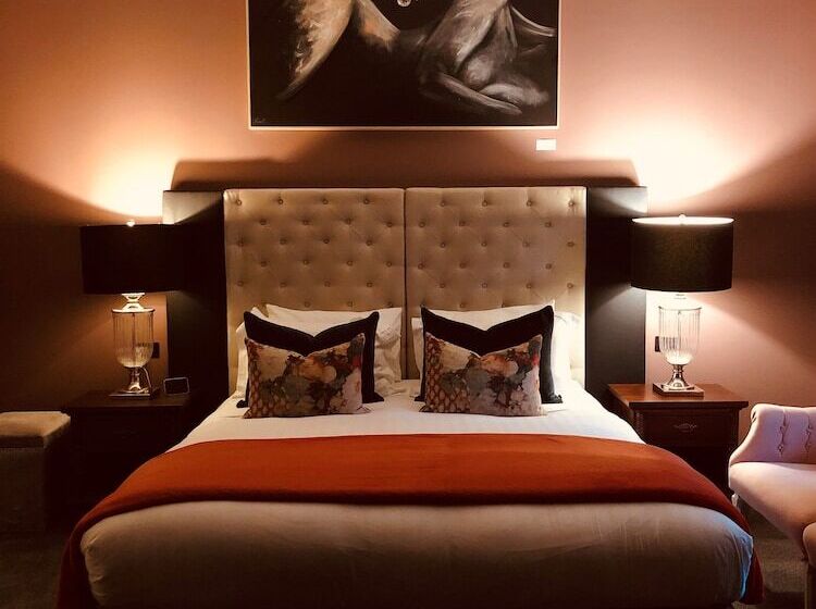 בית מלון כפרי The Dudley Boutique