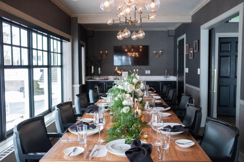 호텔 The Geneva Inn