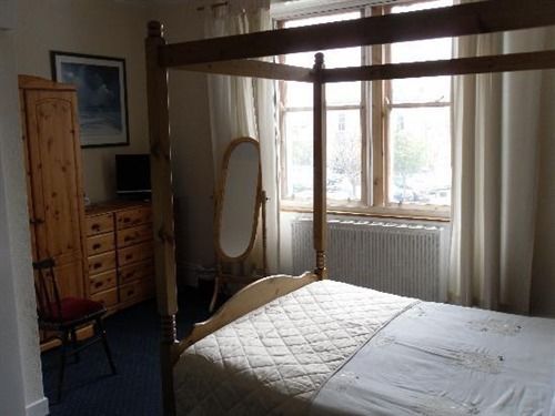 호텔 The Isles Inn