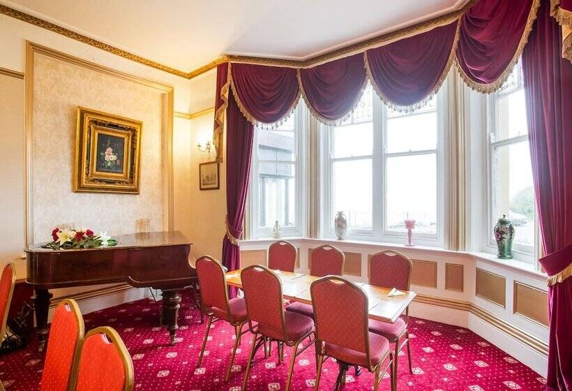 בית מלון כפרי The Manor